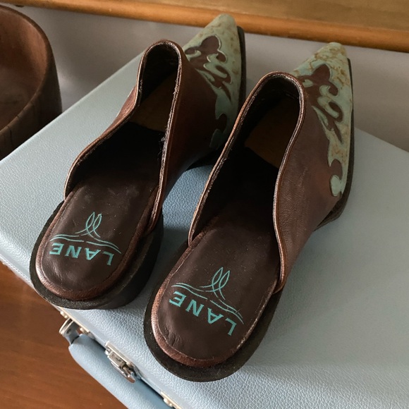 LANE mules 8 1/2 - Picture 5 of 6
